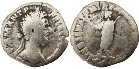 Commodus AR Denarius, 177-192 
2.48 g, 17 mm