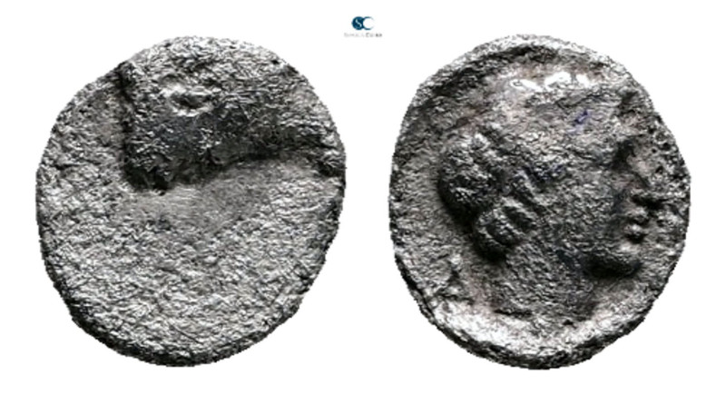 Caria. Kasolaba circa 450-400 BC. 
Hemiobol AR

7 mm, 0,38 g



Nearly Ve...