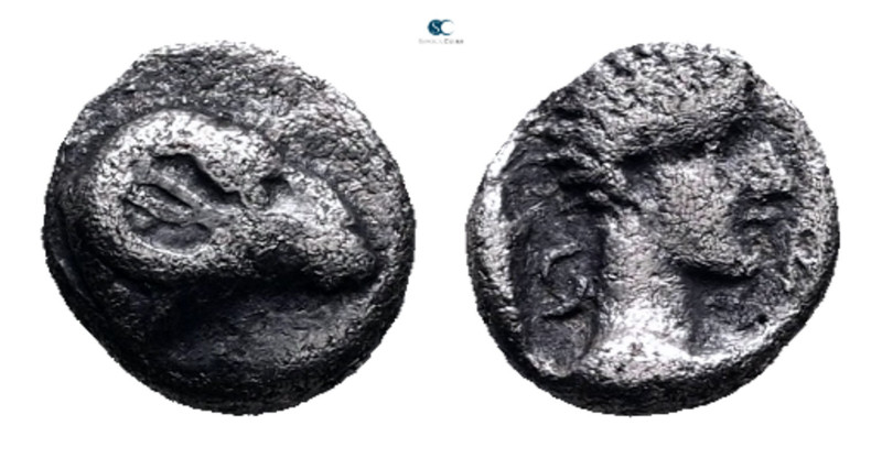 Caria. Kasolaba circa 400-300 BC. 
Hemiobol AR

7 mm, 0,46 g



Very Fine