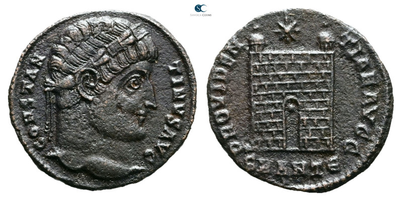 Constantine I the Great AD 306-337. Antioch
Follis Æ

19 mm, 2,43 g



Ve...