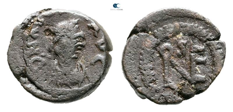 Leo I AD 457-474. Uncertain mint, probably Constantinople
Nummus Æ

13 mm, 1,...