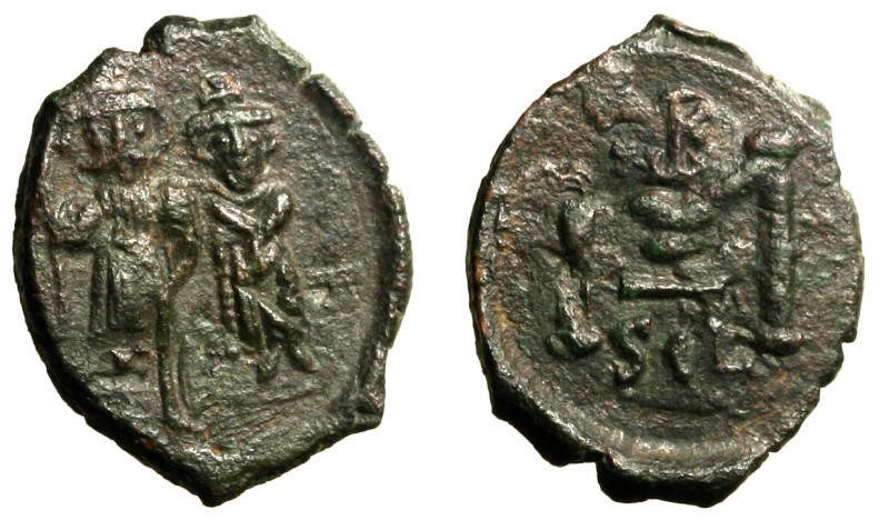 COSTANTE II con COSTANTINO IV (641-668) Follis per Siracusa (654-659) Figure di ...