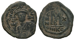 Maurice Tiberius, AD 582-602. AE, Follis. 10.21 g. 28.69 mm. Nicomedia.