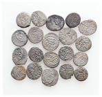 Lot of 20 unclassified See picture. LOT SOLD AS IS, NO RETURNS.(A2)