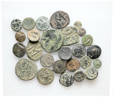 Lot of 26 unclassified See picture. LOT SOLD AS IS, NO RETURNS.