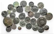 Lot of 30 unclassified See picture. LOT SOLD AS IS, NO RETURNS.(B7)