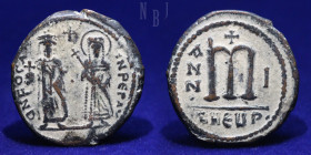 Phocas with Leontia. AE Follis. Theoupolis (Antioch) RY 2 (603/4).
