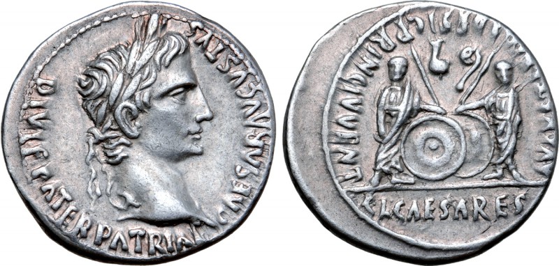 Augustus AR Denarius. Lugdunum, 7-6 BC. CAESAR AVGVSTVS DIVI F PATER PATRIAE, la...