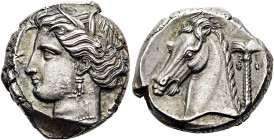 SIZILIEN. SIKELOPUNIER. "Volk des Lagers". Tetradrachme ø 26mm (16.89g). 320 - 310 v. Chr. Vs.: Kopf der Arethusa mit Schilfkranz umgeben von vier Del...