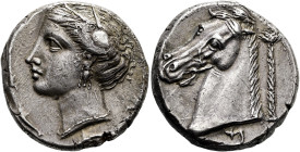 SIZILIEN. SIKELOPUNIER. "M" (Feldlager). Tetradrachme ø 24mm (16.99g). 320 - 300 v. Chr. Mzst.Entella? Vs.: Kopf der Arethusa mit Schilfkranz, dreifac...