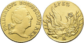 BRANDENBURG / PREUSSEN. Friedrich II., 1740 - 1786. Friedrichsdor (6.54g). 1752 A, Berlin. Version mit fünf Spitzen in der Waffengruppe auf der Rs. Bü...