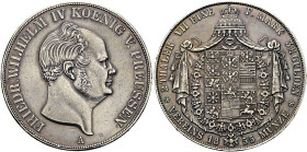 BRANDENBURG / PREUSSEN. Friedrich Wilhelm IV., 1840 - 1861. Doppeltaler (37.12g). 1855 A, Berlin. Kopf nach rechts, darunter Münzzeichen A / Einfach b...