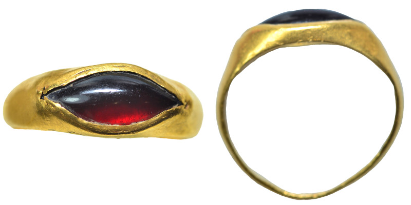 Byzantine gold ring (gold, 1.46 g). Sold as seen.