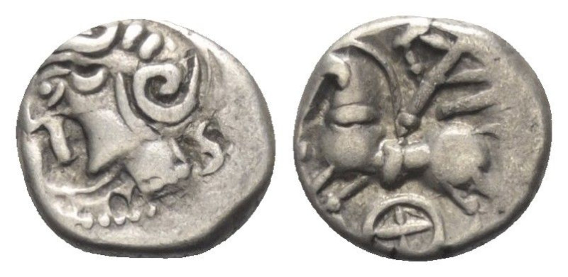 Gallien. Lingones. Typ Kaletedou.

 Quinar (Silber). Ca. 80 - 50 v. Chr.
Vs: ...