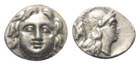 Pisidien. Selge.

 Obol (Silber). Ca. 350 - 300 v. Chr.
Vs: Gorgoneion en face.
Rs: Kopf der Athena mit attischem Helm rechts; im Feld links Astra...