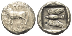 Zypern. Paphos. Onasiokos (ca. 425 - 400 v. Chr.).

 Stater (Silber).
Vs: Stier nach links stehend; darüber Sonnenscheibe mit Flügeln, im Feld link...