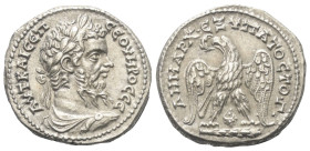 Phönikien. Tyros. Septimius Severus (193 - 211 n. Chr.).

 Tetradrachme (Billon). 209 - 211 n. Chr.
Vs: Büste des Septimius Severus in Rückansicht ...