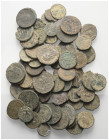 Römische Münzen - Lots. Kaiserzeit.


Lot (75 Stück, Bronze): Kleinbronzen aus dem 4. Jh. n. Chr. Unter anderem: Valentinianus I. (364 - 375 n. Chr...