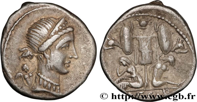 JULIUS CAESAR
Type : Denier 
Date : 45 AC. 
Mint name / Town : Espagne 
Metal : ...