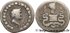 ANTONIUS and OCTAVIA
Type : Cistophore 
Date : été - automne 
Date : 39 AC. 
Mint name / Town : Éphèse 
Metal : silver 
Millesimal fineness : 950  ‰
D...