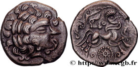 REDONES (Area of Rennes)
Type : Statère de billon, classe VIIa 
Date : c. 80-50 AC. 
Metal : billon 
Diameter : 23  mm
Orientation dies : 3  h.
Weight...