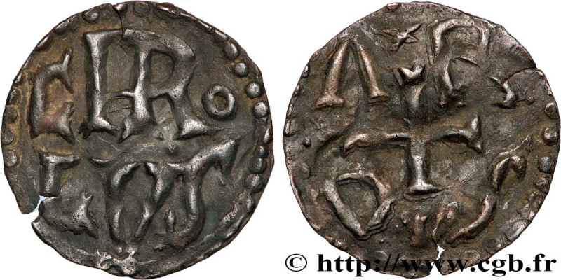 CHARLEMAGNE
Type : Denier 
Date : n.d. 
Mint name / Town : Arles 
Metal : silver...