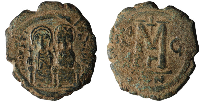 Justin II with Sophia (AD 565-578). Constantinople. dated RY 5 = 569/70
AE Folli...