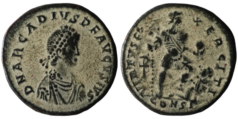 Arcadius (AD 383-408). Constantinople
AE Follis (23mm, 5,48g)

Artificial sandpa...