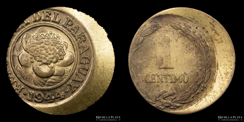 Paraguay. 1 Céntimo 1944. Error: Descentrada. Bronce; 18mm; 1.87g. (UNC)

Esti...