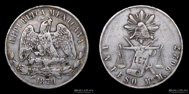 México. 1 Peso 1870 Mo M. Mexico mint. Plata 903; 37.7mm; 26.9g. KM408.5 (F+)
...