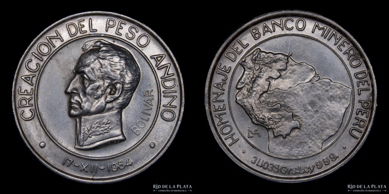 Perú. 1983. Homenaje a Simón Bolivar. El Banco Minero del Perú. Creación del Pes...