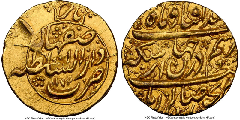 Zand. Karim Khan (AH 1166-1193 / AD 1753-1779) gold 1/4 Mohur AH 1172 (1759/1760...