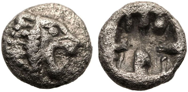 ANCIENT GREECE. PERSIA, ACHAEMENID EMPIRE. 
Silver 1/48 Stater, temp. Kyros-Dar...