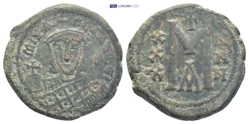 Michael I Rhangabe, AE, Follis. (22mm, 7.3 g) Constantinople. 811-813 AD. Obv: M...