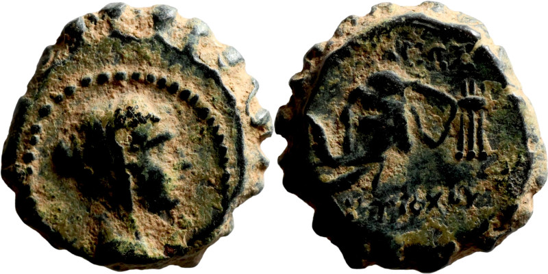 Greek bronze coin 1-4 Century

15mm 3,83g