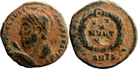 Julianus II. Apostata. (361-363 AD). Æ Follis. Antioch. Obv: D N FL CL IVLIANVS P F AVG. diademed, helmeted and armed bust left. Rev: VOT / X / MVLT /...