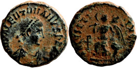 Roman Imperial coin

13mm 1,60g

Artificial sand patina
