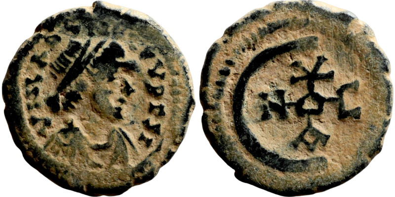 Byzantine Empire coin

15mm 2,19g