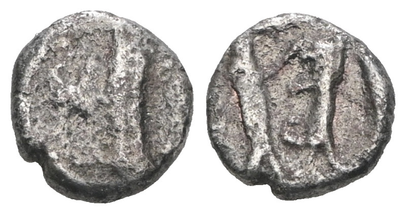 Phoenicia, Obol, Sidon, c. 375-333 BC; AR. Weight 0,78 gr - Diameter 7 mm.