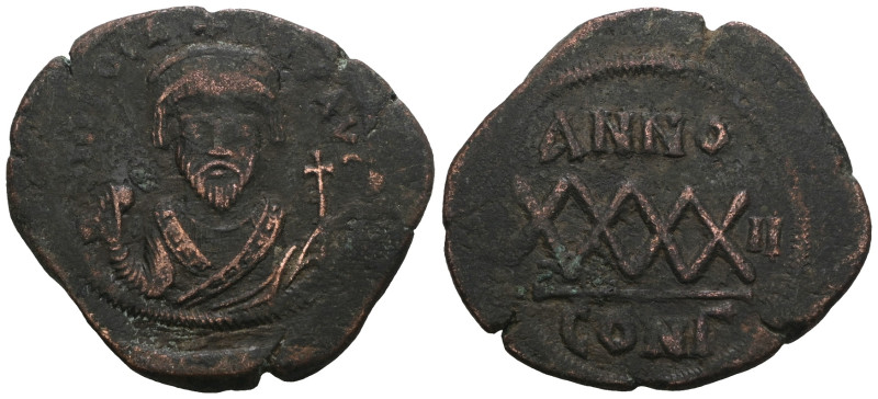 Phocas. (605-606 AD). Æ 40 Nummi. Constantinople. Weight 11,28 gr - Diameter 30 ...