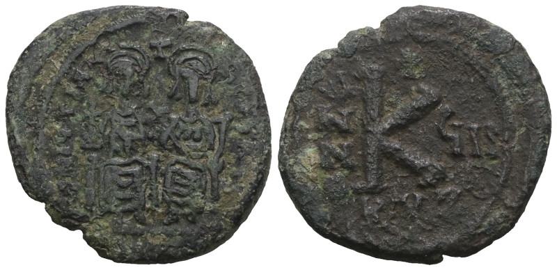 Justin II & Sophia AE Half Follis. 565-578 AD. Weight 6,50 gr - Diameter 23 mm.