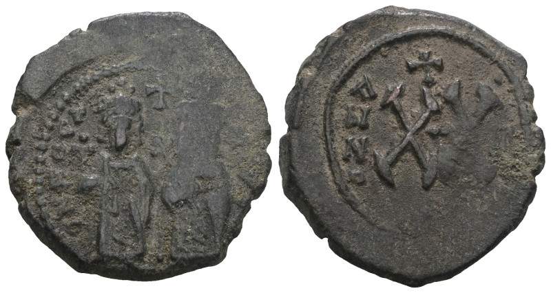 Phocas, with Leontia. 602-610. Æ Half Follis. Weight 5,75 gr - Diameter 21 mm.