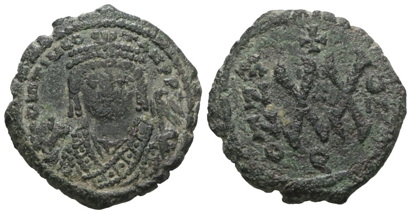 Tiberius II Constantine, AD.578-582. Æ Half Follis. Weight 5,69 gr - Diameter 20...