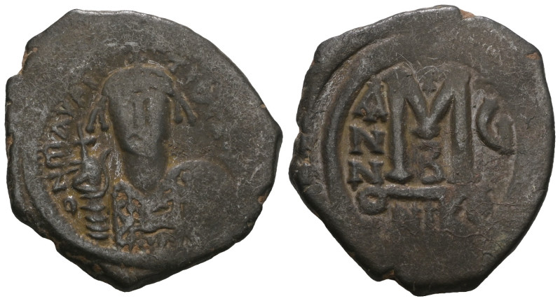 Maurice Tiberius. AD 582-602. AE Nicomedia Follis. Weight 11,60 gr - Diameter 27...