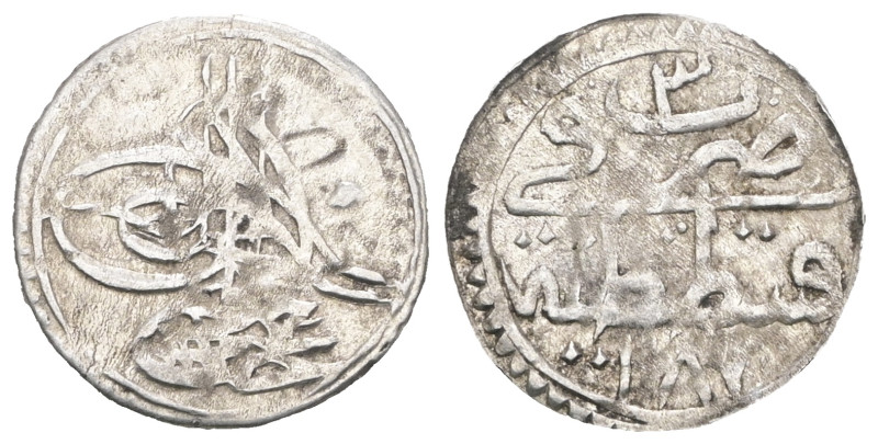 Islamic Coin. Weight 0,39 gr - Diameter 14 mm.