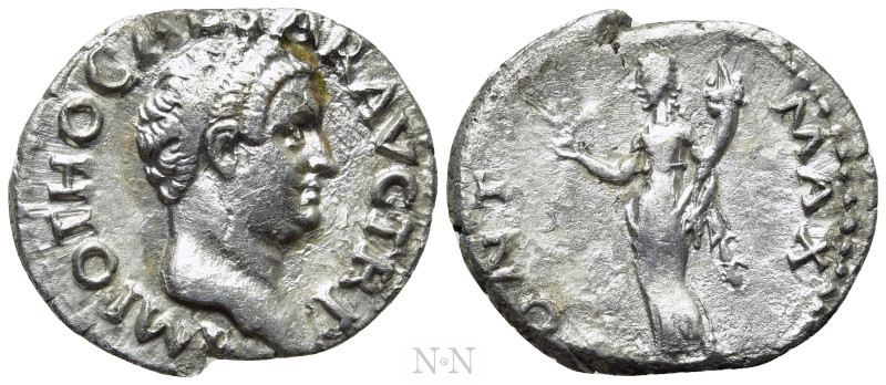 OTHO (69). Denarius. Rome. 

Obv: IMP OTHO CAESAR AVG TR P. 
Bare head right....