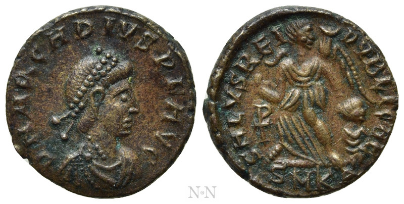 ARCADIUS (383-408). Ae. Cyzicus. 

Obv: D N ARCADIVS P F AVG. 
Pearl-diademed...