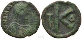 ANASTASIUS I (491-518). Half Follis. Constantinople