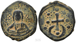 ALEXIUS I COMNENUS (1081-1118). Follis. Constantinople