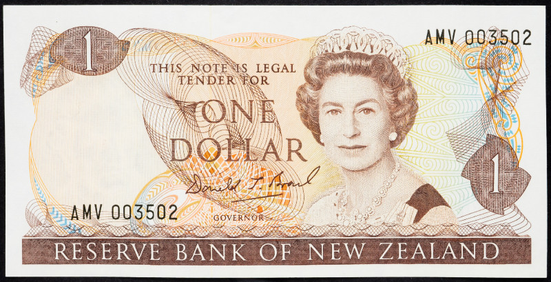 New Zealand 1 Dollar 1989 - 1992 (ND)

P# 168c, N# 206303; # AMV 003502; AUNC